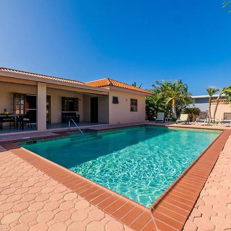 Sunrise Villa Is Gorgeous For Daily Views Of Sunrises And Sunsets Palm Beach Exterior photo